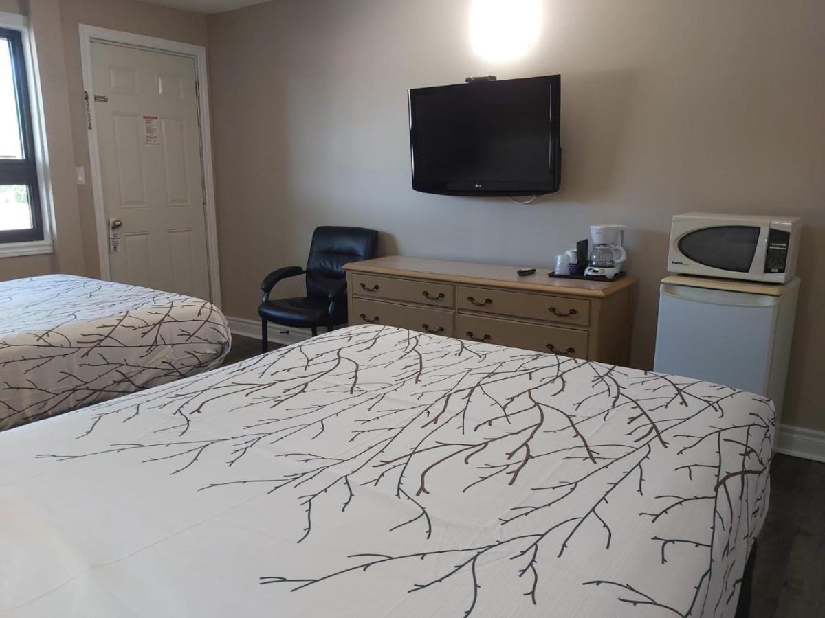 Arnprior Motor Inn エクステリア 写真