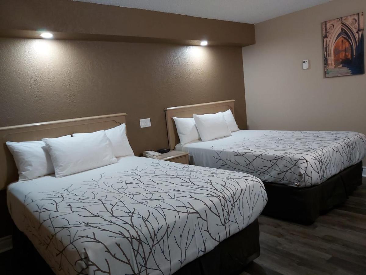 Arnprior Motor Inn エクステリア 写真