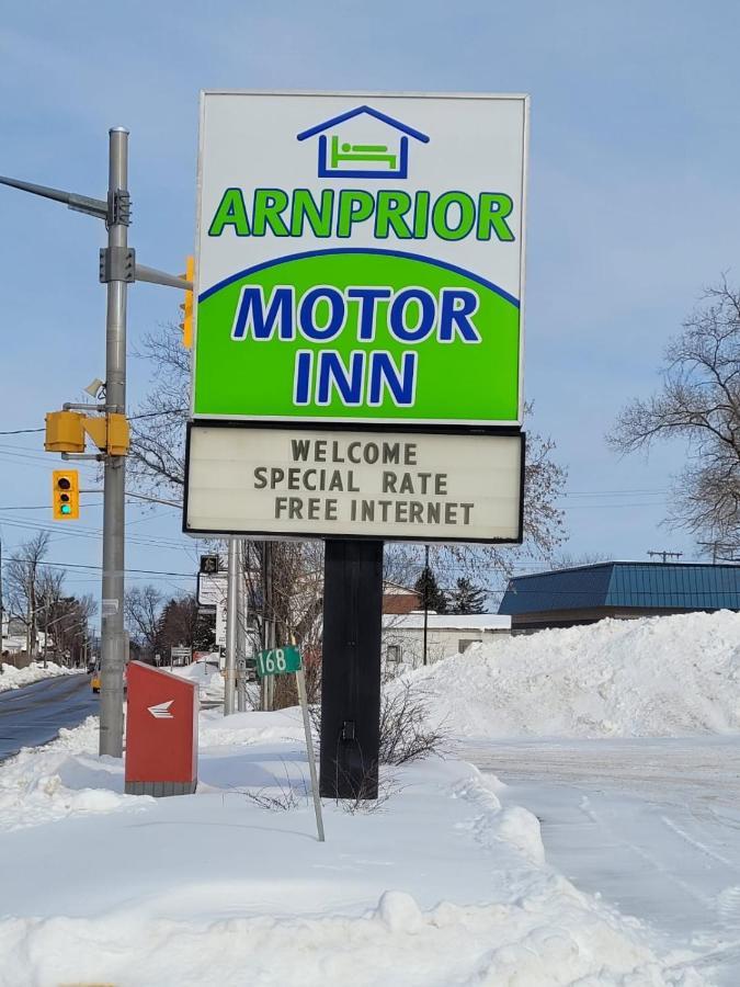 Arnprior Motor Inn エクステリア 写真