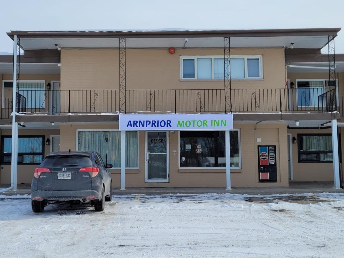 Arnprior Motor Inn エクステリア 写真