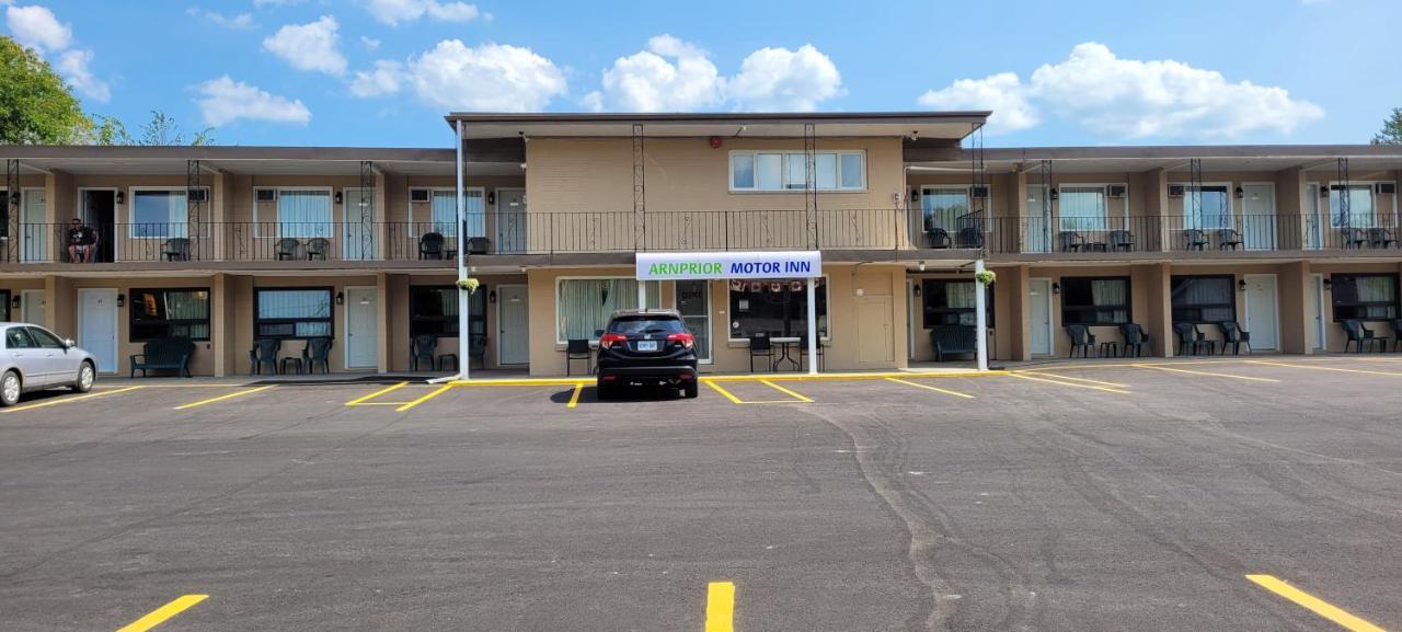 Arnprior Motor Inn エクステリア 写真