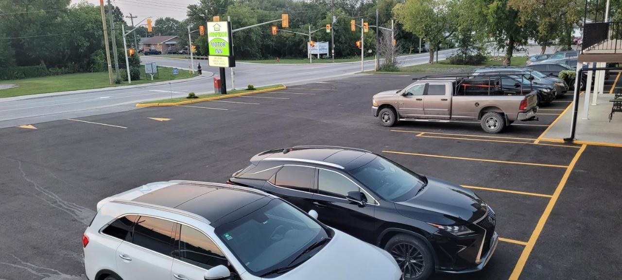 Arnprior Motor Inn エクステリア 写真