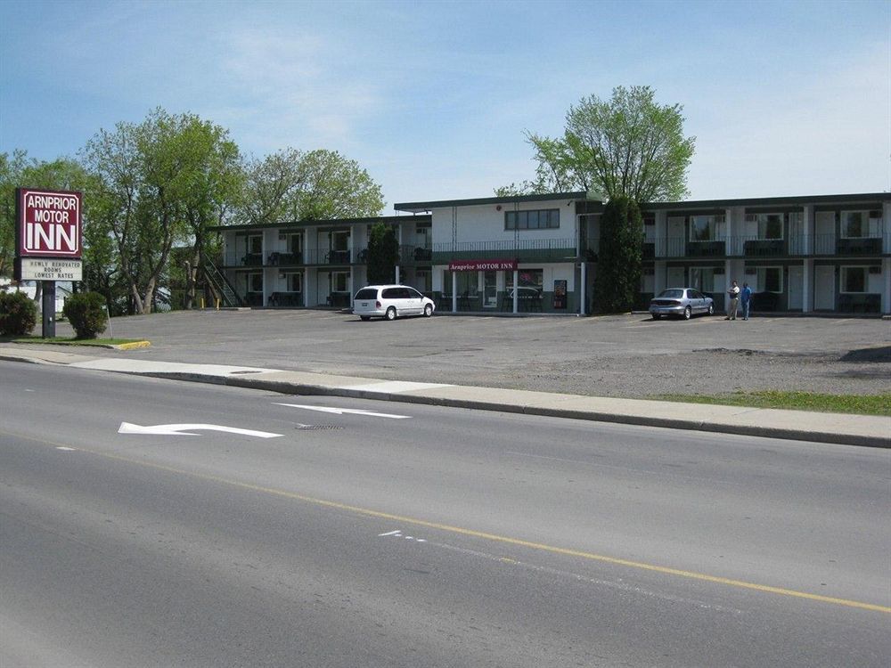 Arnprior Motor Inn エクステリア 写真